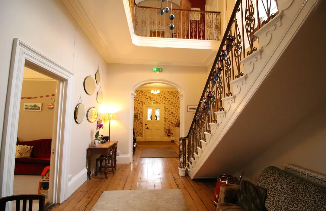 Laston House-1