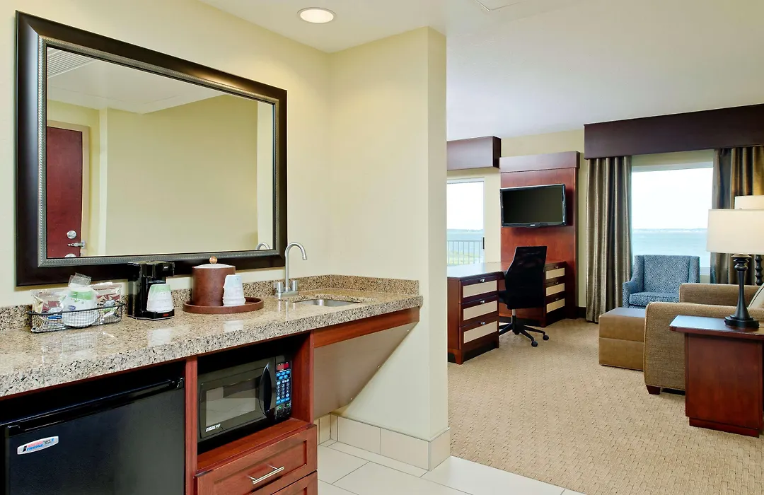 Hampton Inn & Suites Ocean City Bayfront-Convention Center-1