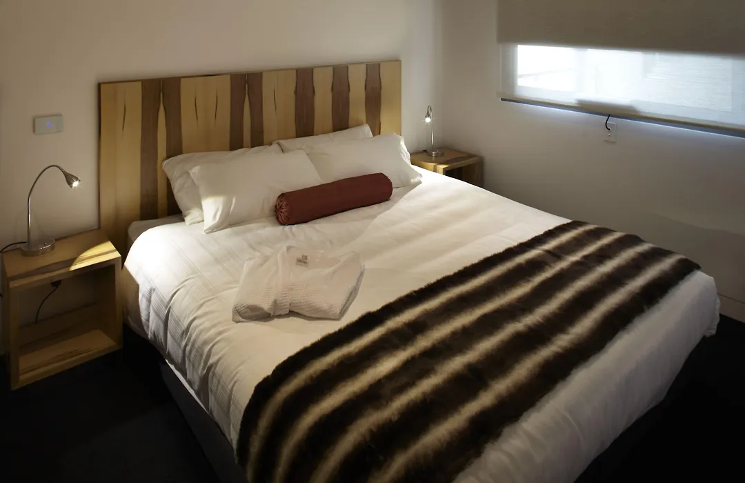 Salamanca Wharf Hotel-1