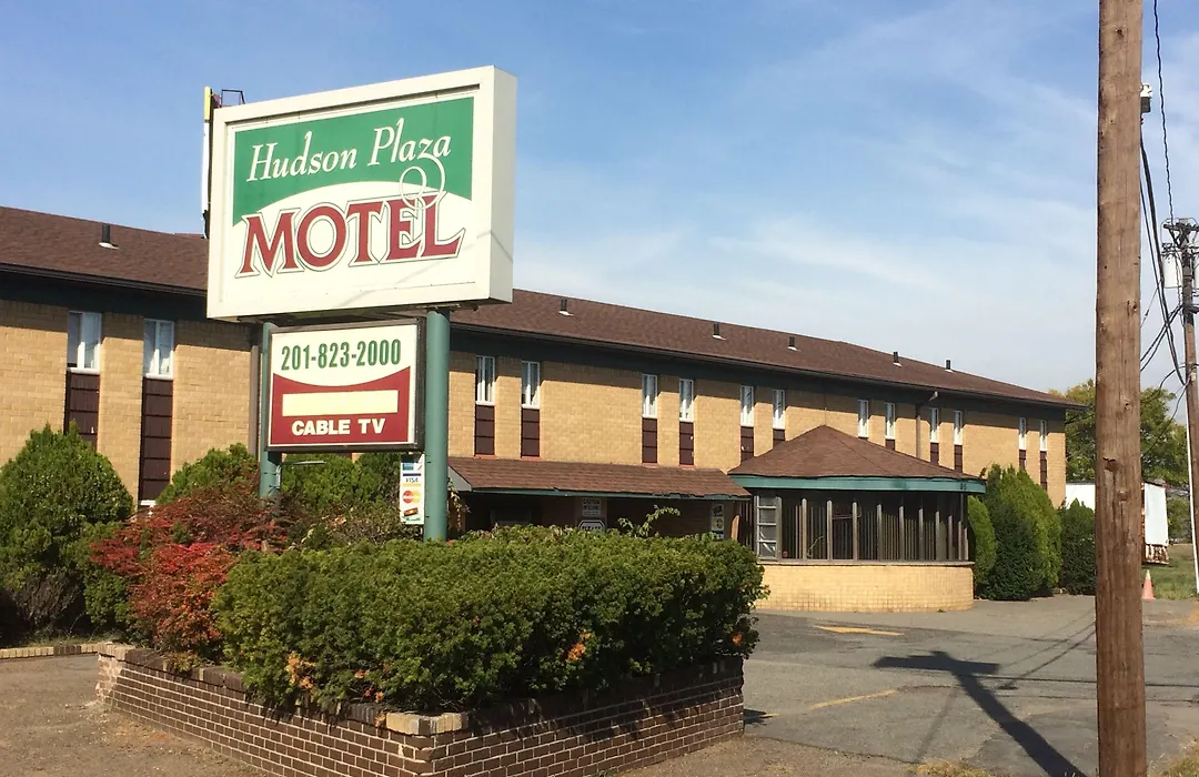 Hudson Plaza Motel Bayonne Jersey City-1