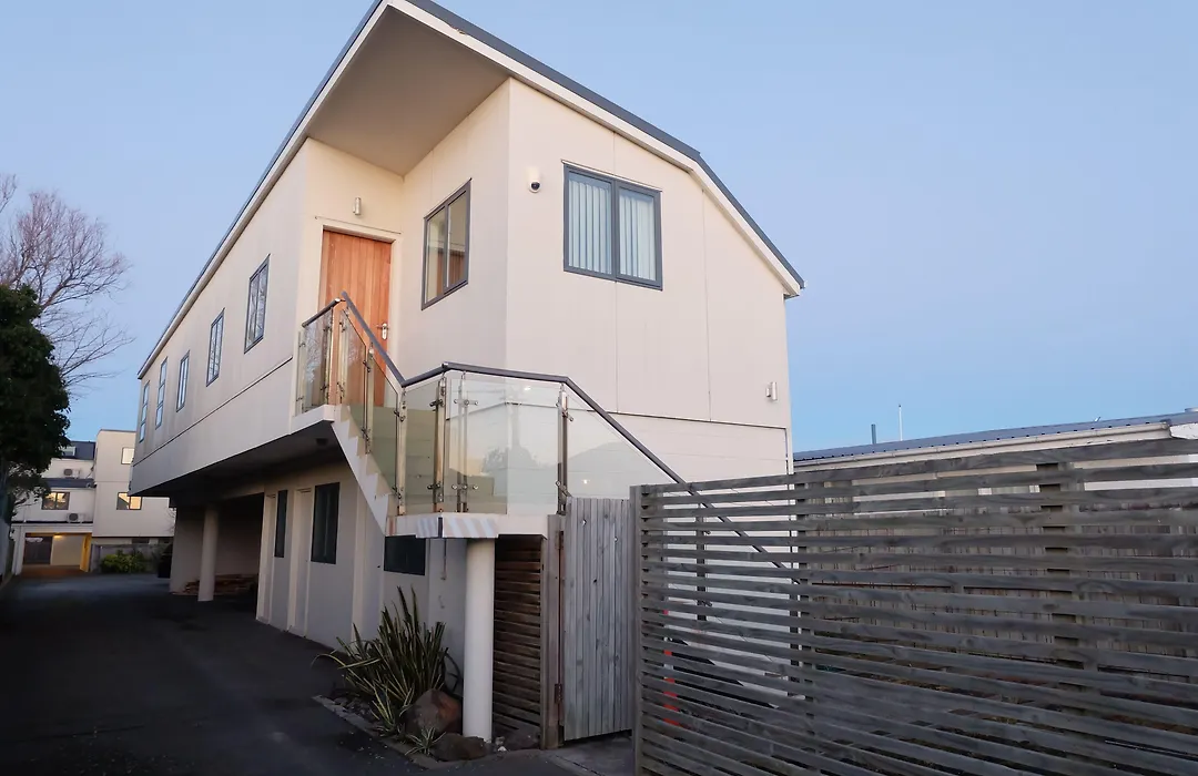 Beachlife Apartments-1