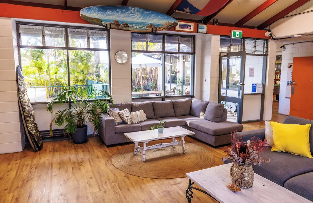 Yha Coolangatta Gold Coast-1