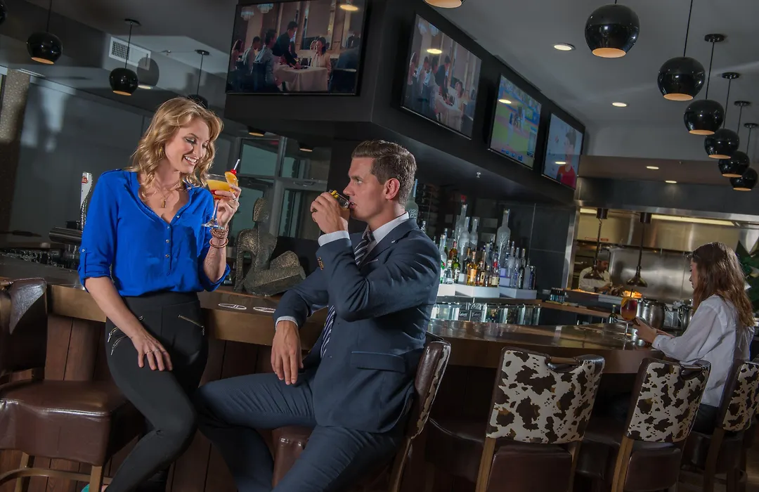 Applause Hotel Calgary Airport By Clique-1