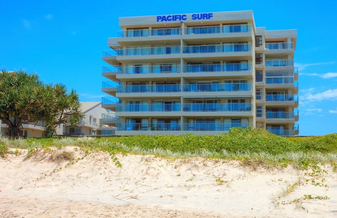 Pacific Surf Absolute Beachfront Apartments-1