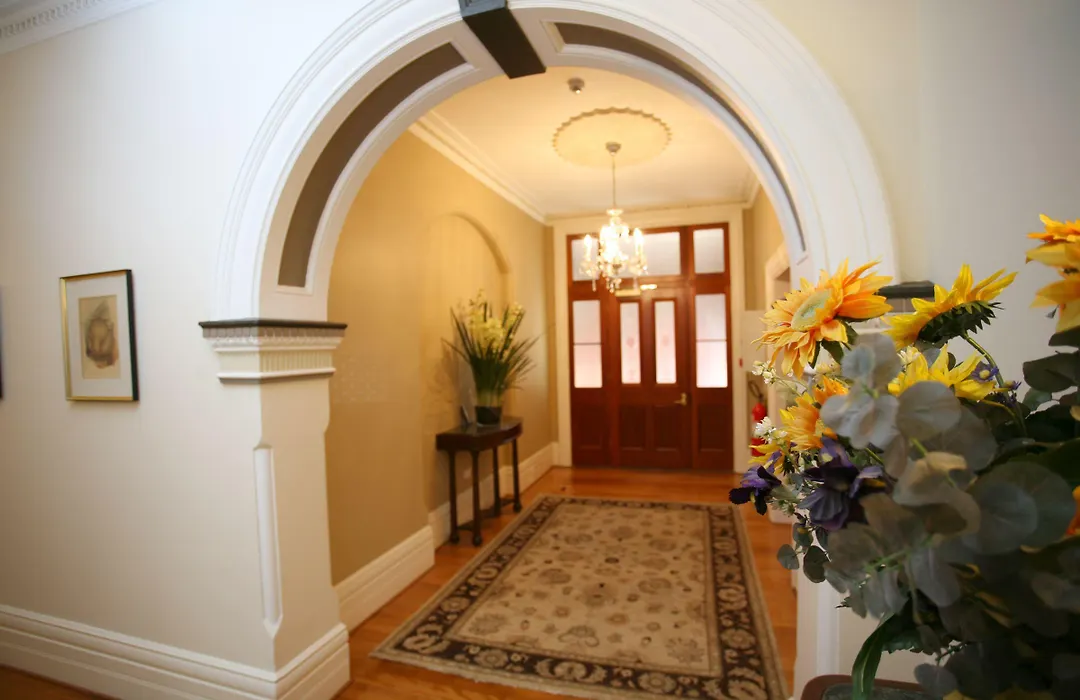 Darcy'S Hotel-1