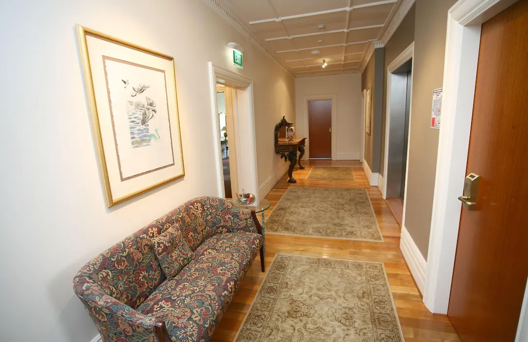 Darcy'S Hotel-1