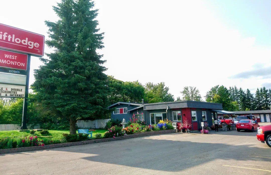 Thriftlodge Edmonton-1