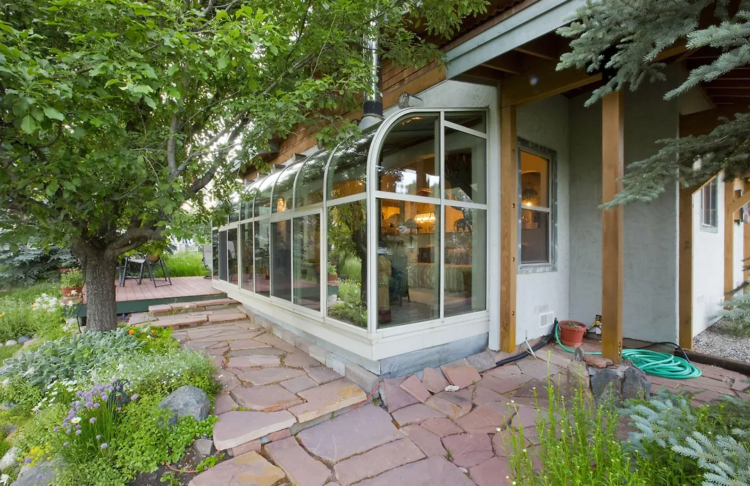 Mariposa Lodge Bed And Breakfast-1