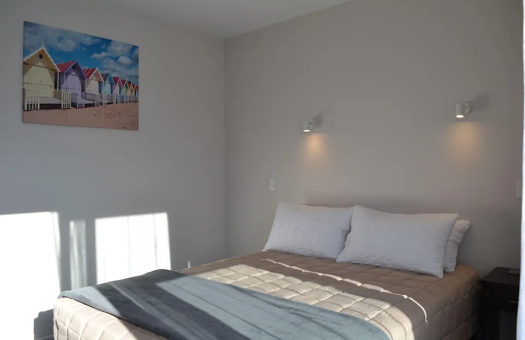 319 Addington Motel-1