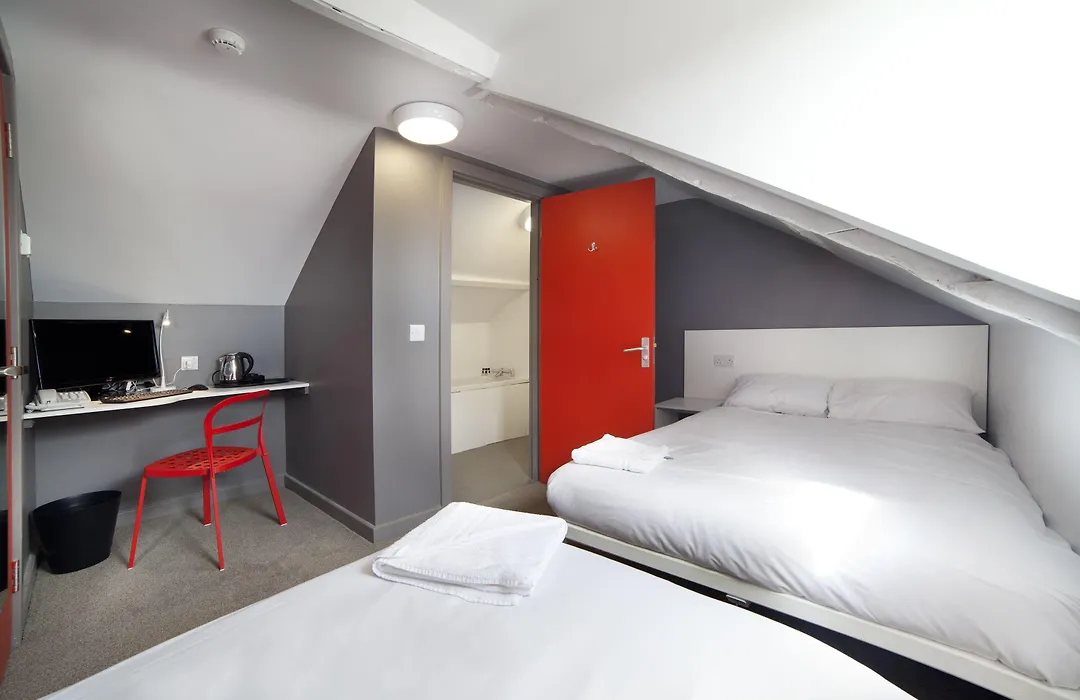 Sleeperdorm - Hostel-1