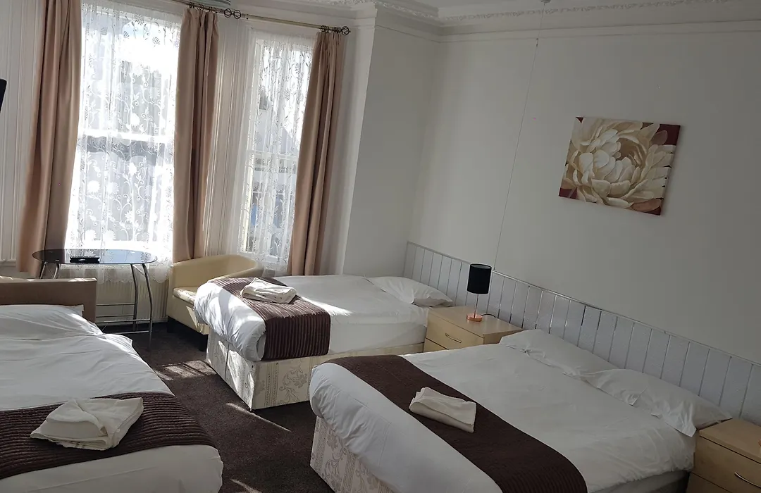 St George Hotel Great Yarmouth-1