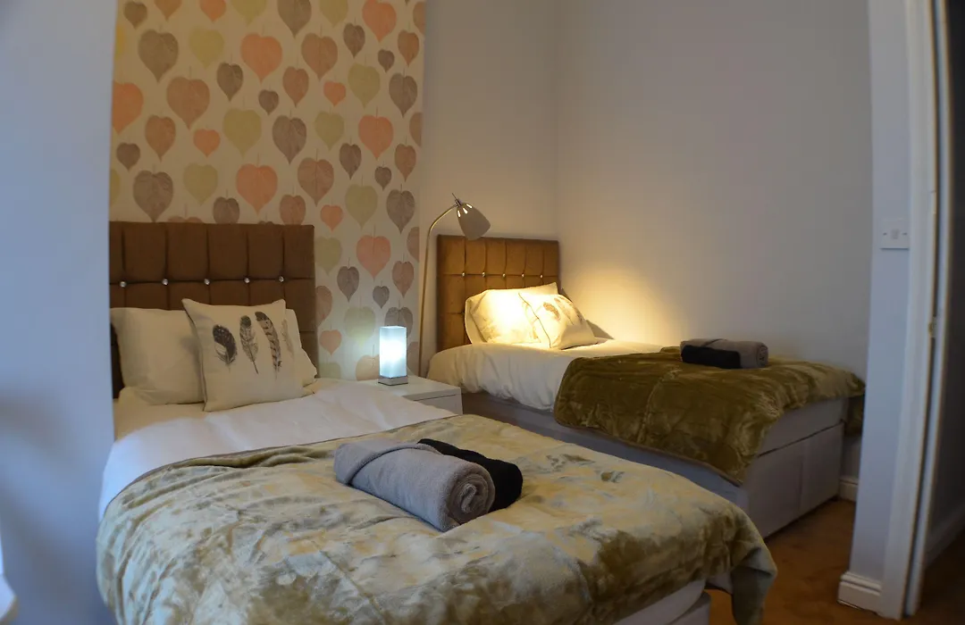Queens Guesthouse Manchester-1