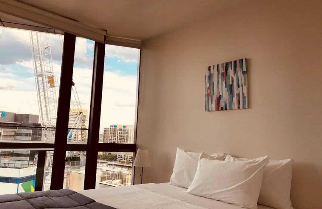 Winston Apartments Docklands-1