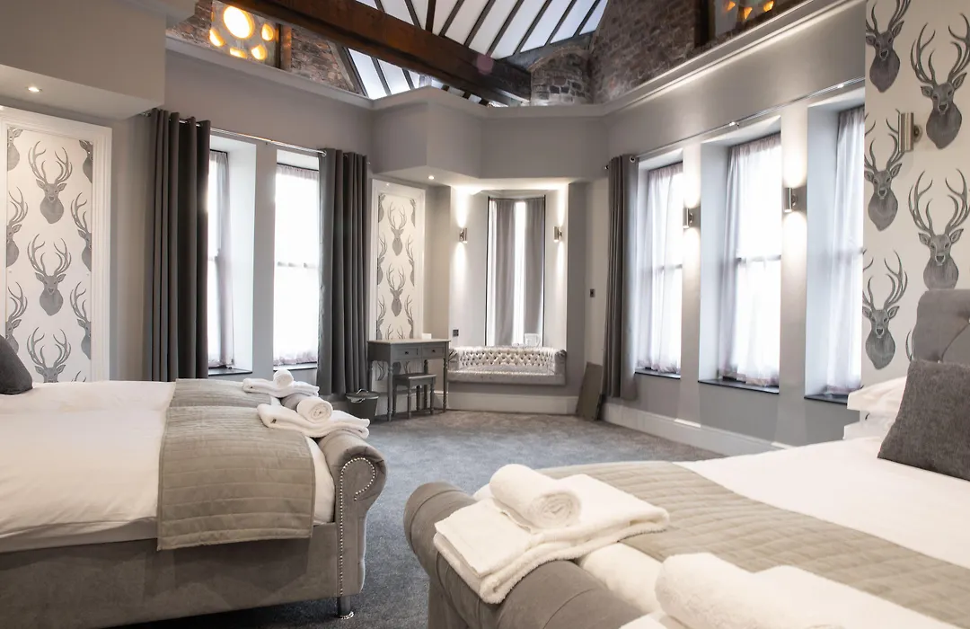 The Glebe Hotel-1