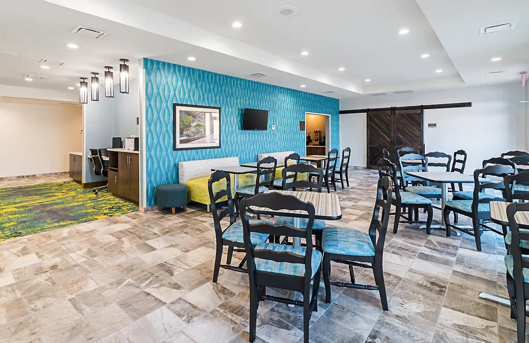 Comfort Inn & Suites Oklahoma City Near Bricktown-1