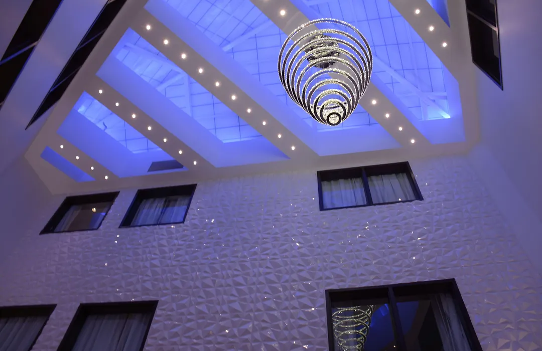Est Hotel-1