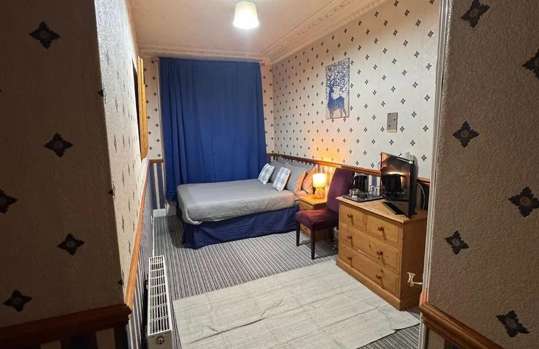 Edinburgh Travel Guest House-1