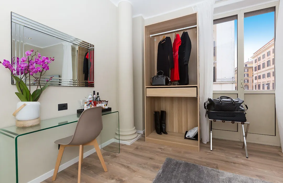 126 Gracchi Suites-1