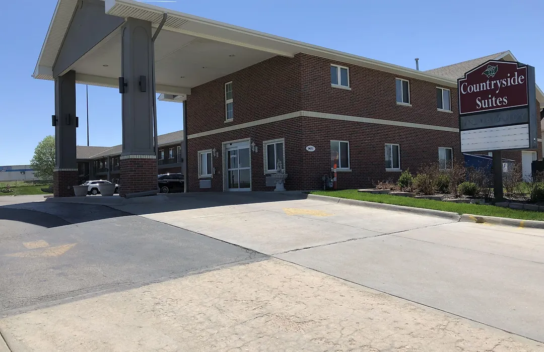 Countryside Suites Omaha-1