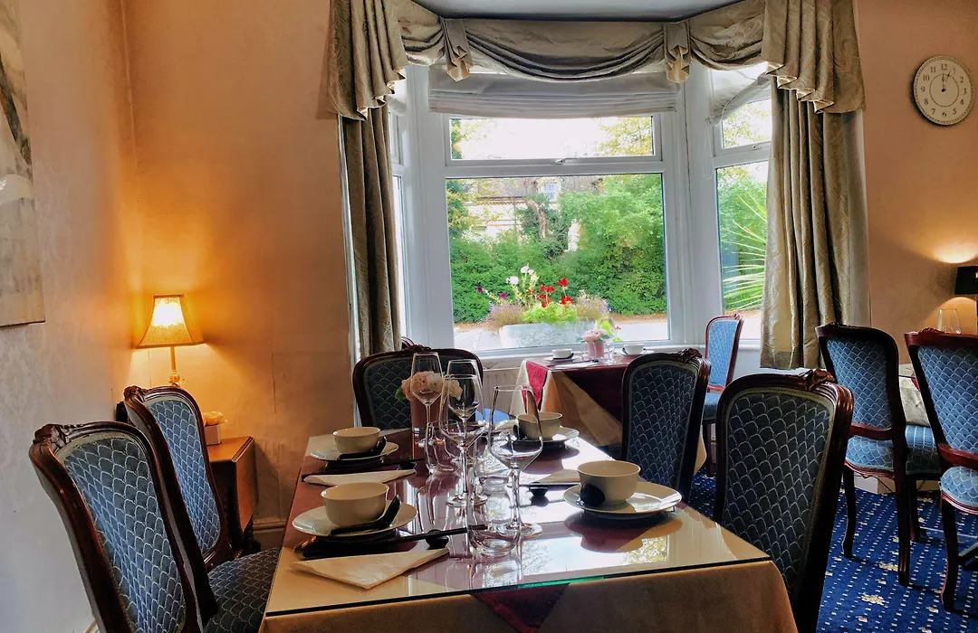 Crystal Hotel & Savour-1