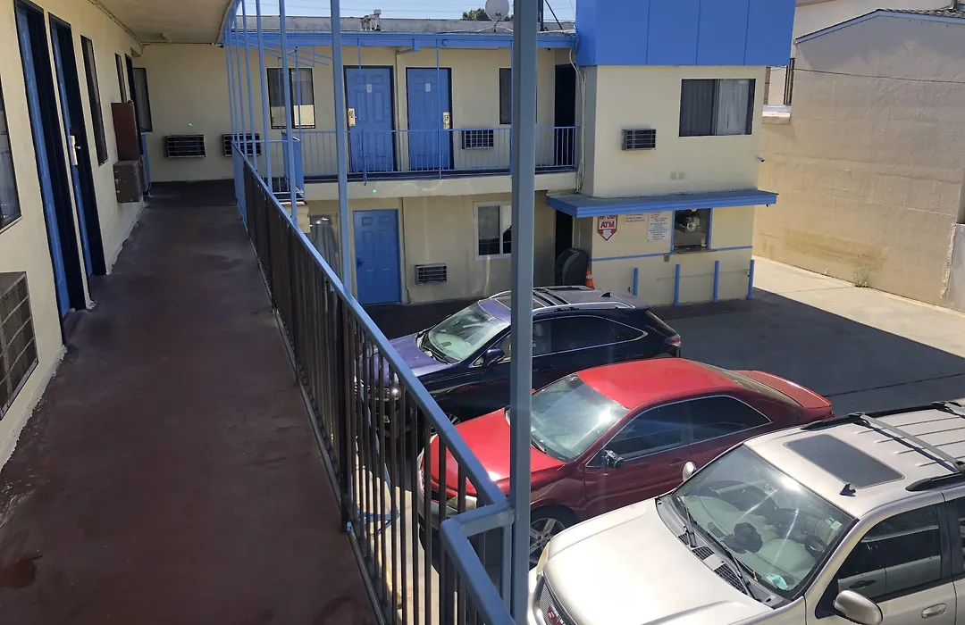 King Castle Motel-1