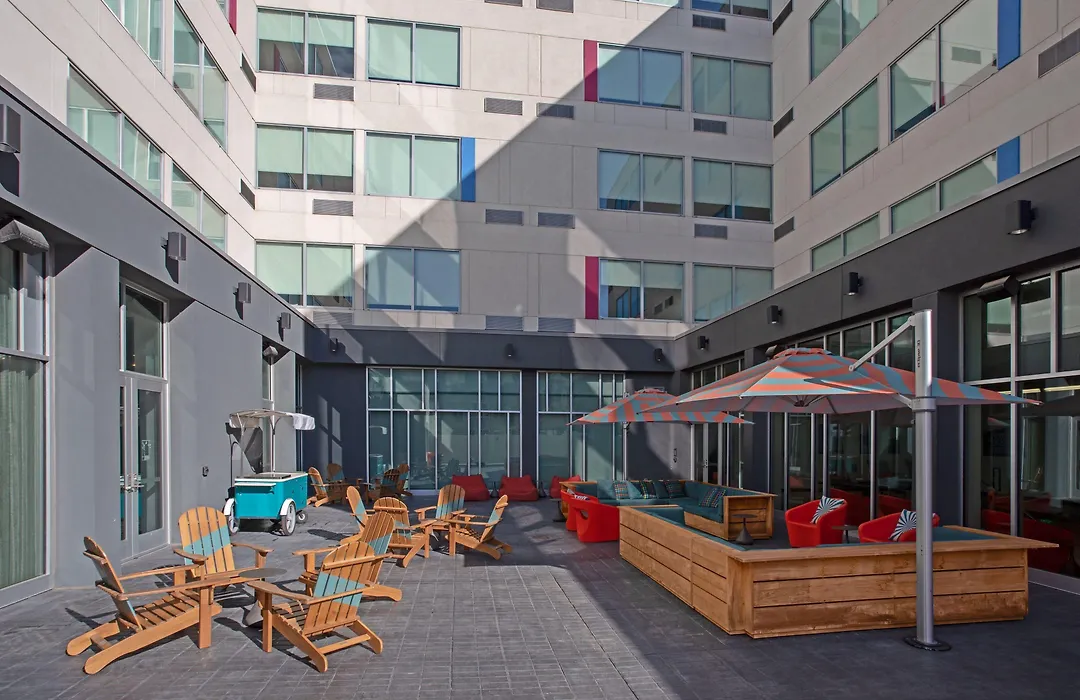 Aloft By Marriott Omaha Aksarben Village-1