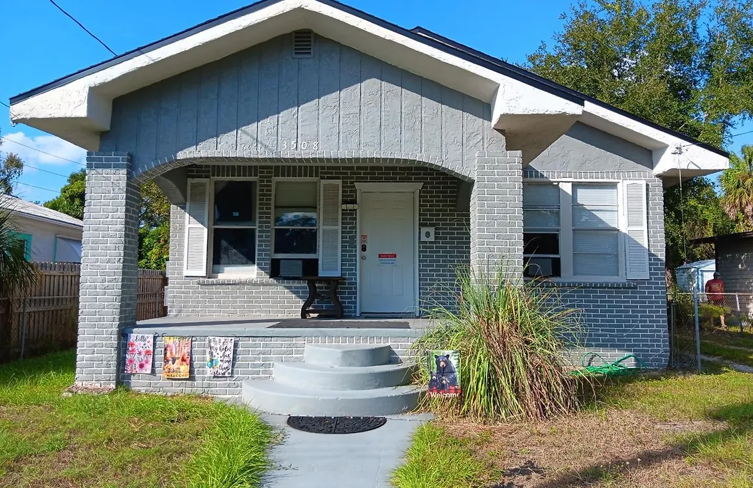 Hostel Tampa, 15 Minutes To Airport, Near Ybor City, Downtown, Self Check-In-1