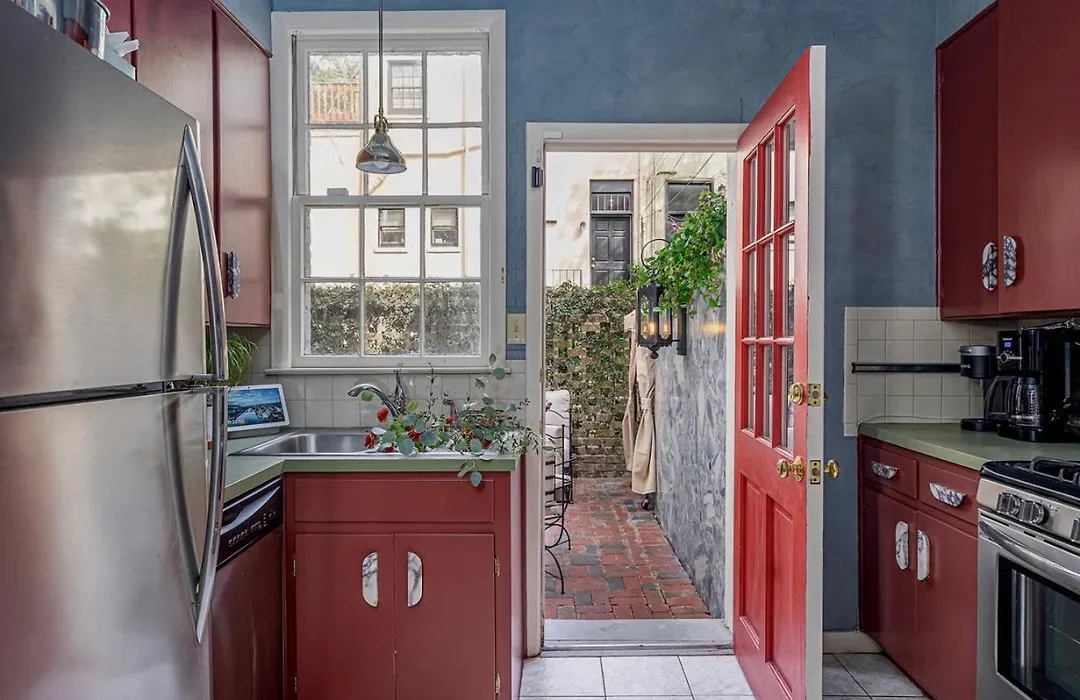 Hawkins House - Historic Savannah Stay Near Forsyth Park With Designer Interiors And Heated Pool-1