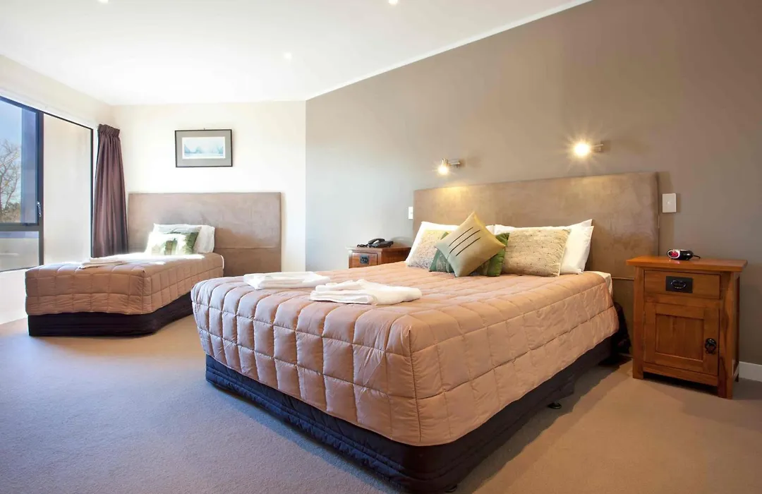 Auckland Airport Kiwi Hotel-1