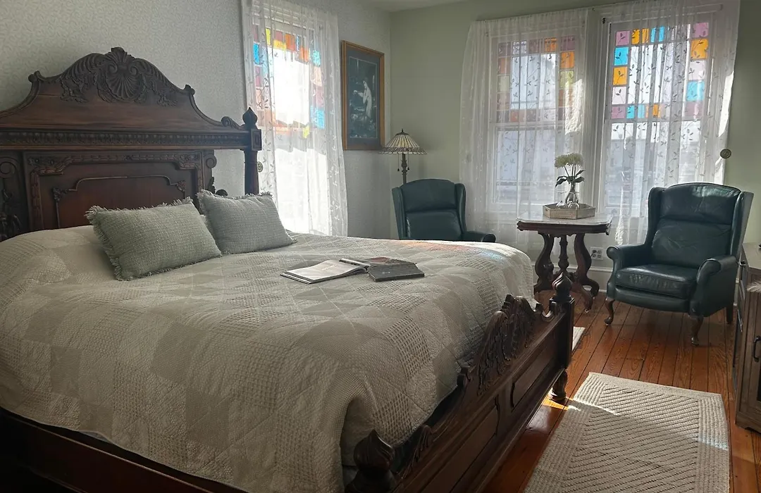 Beauclaires Bed & Breakfast-1