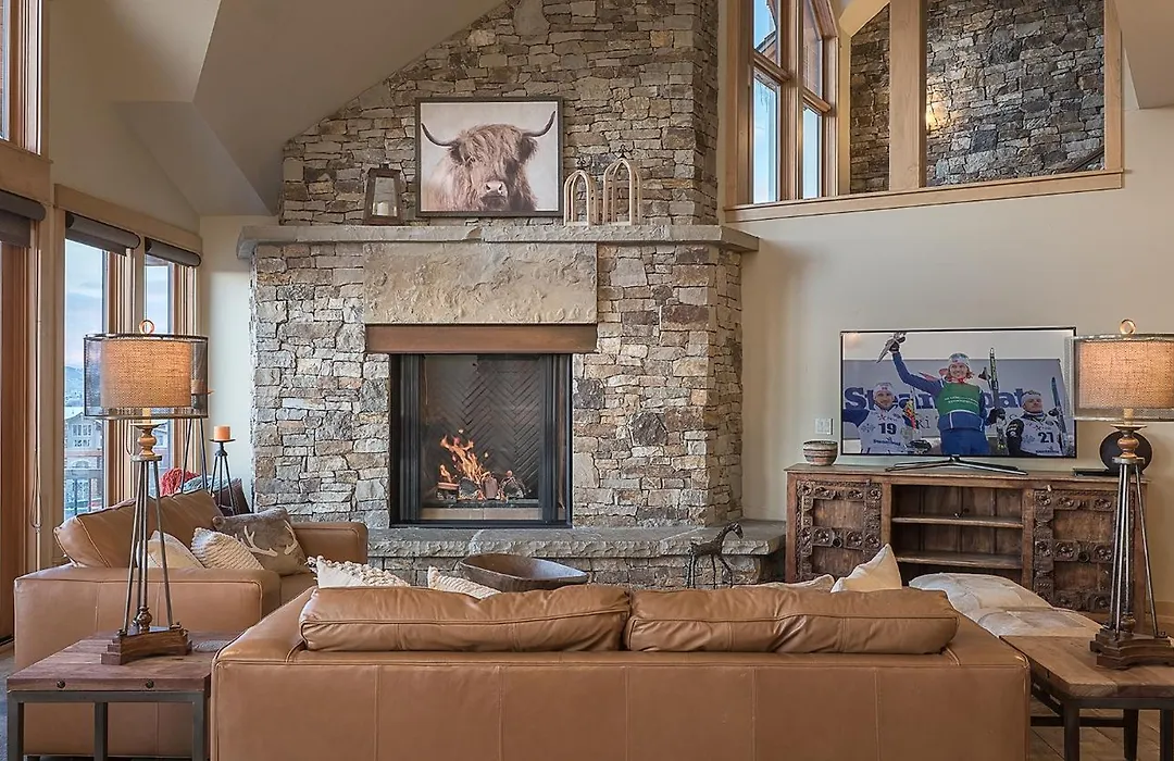 Falconhead Lodge - South-1