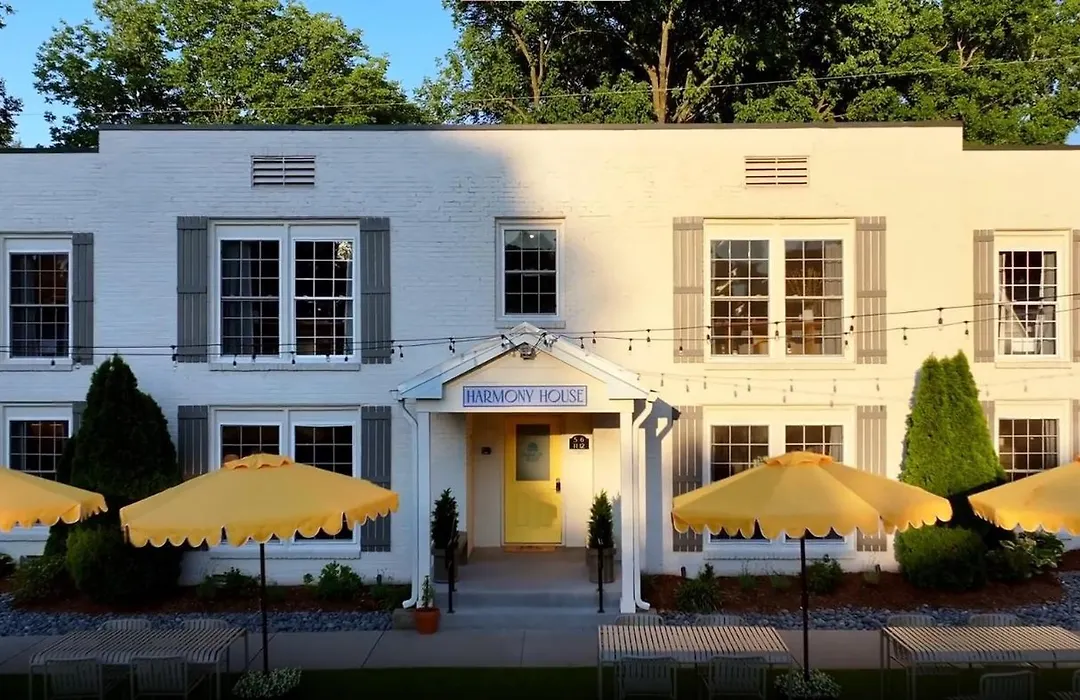 Harmony House-1