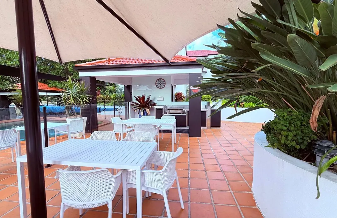 Santana Resort Surfers Paradise-1