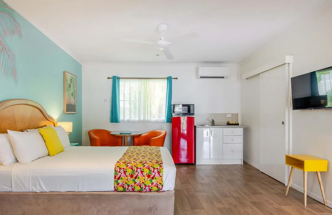 Port Douglas Motel-1
