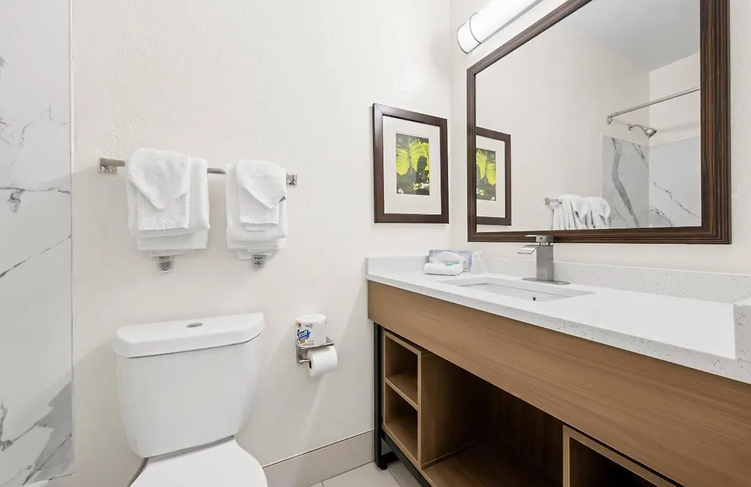 Mainstay Suites Raleigh North-1