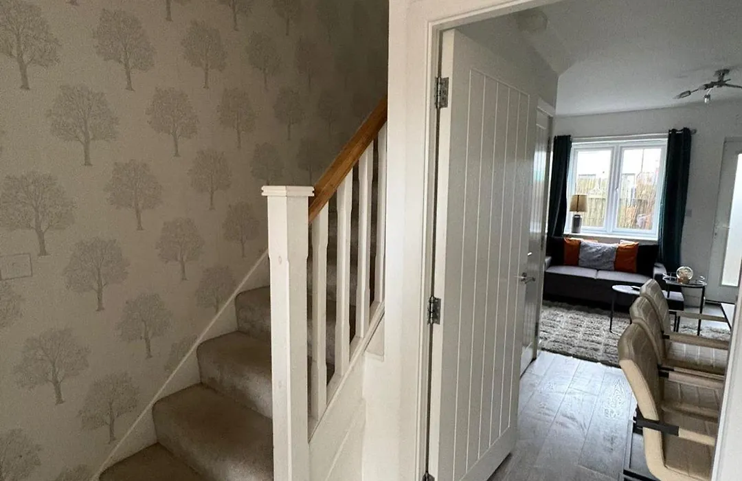 Lavish 4Br House With 2 Bathrooms And 1 Wc Ideal For Families, Professionals And Relocators Near Nec, Bhx, Hs2 And Jlr With Travel Cot, Pets Allowed And Free Parking - The Home Makers Hub-1