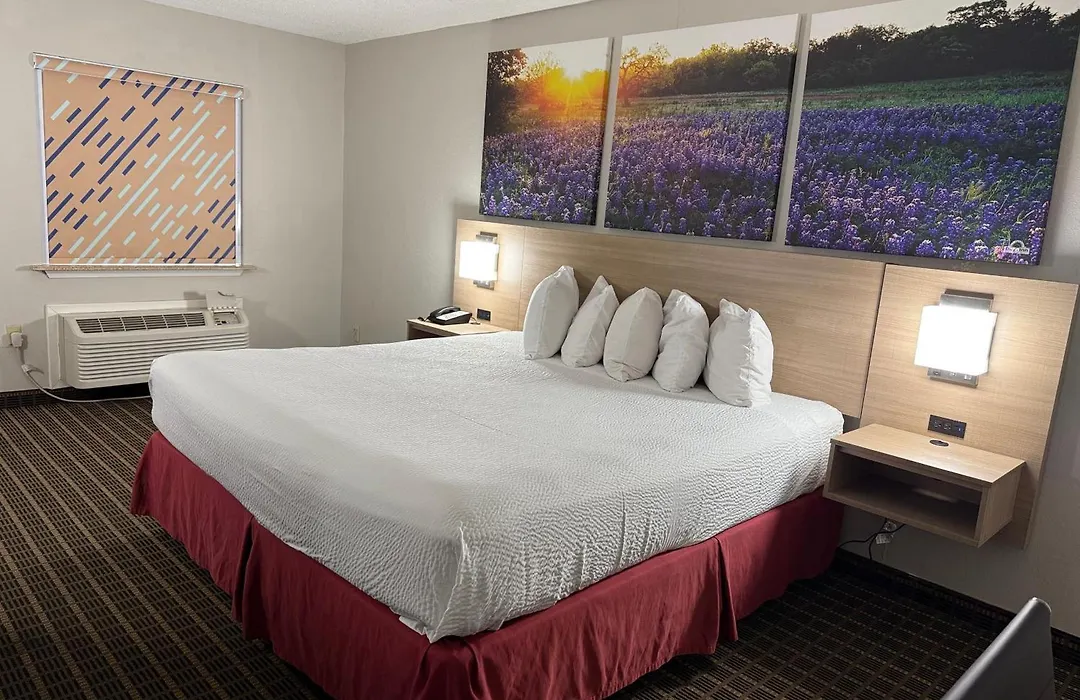 Days Inn By Wyndham San Antonio Interstate Hwy 35 North-1