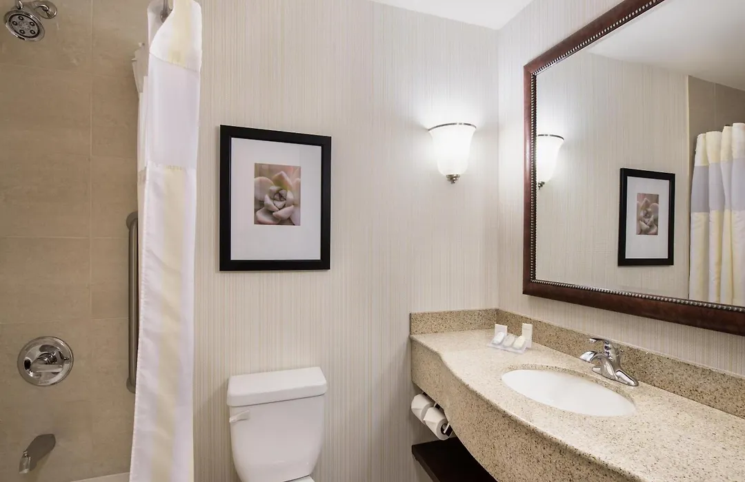 Hilton Garden Inn West Edmonton-1
