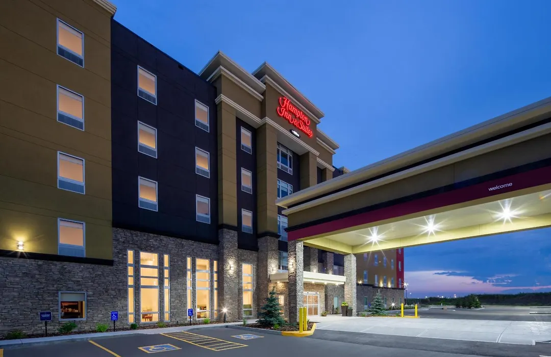 Hampton Inn & Suites Edmonton St. Albert, Ab-1