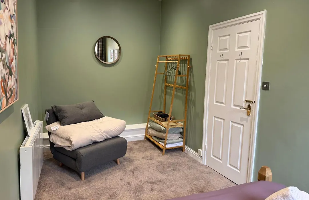 Millers Cottage With Free Allocated Parking-1