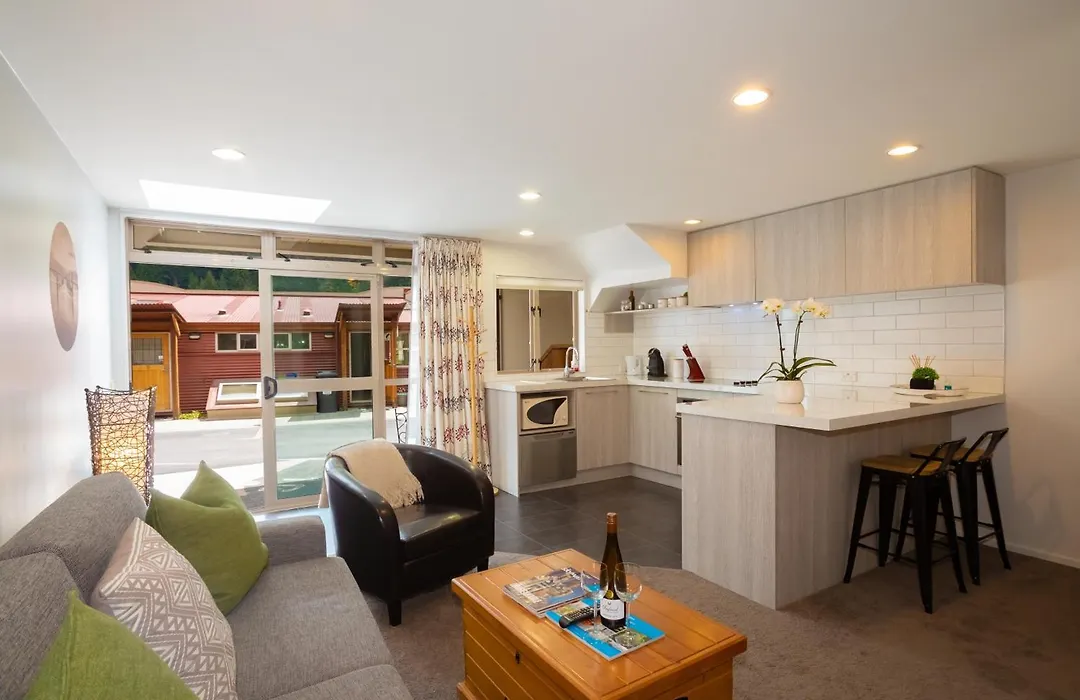 Cranbury Court Apartments-1
