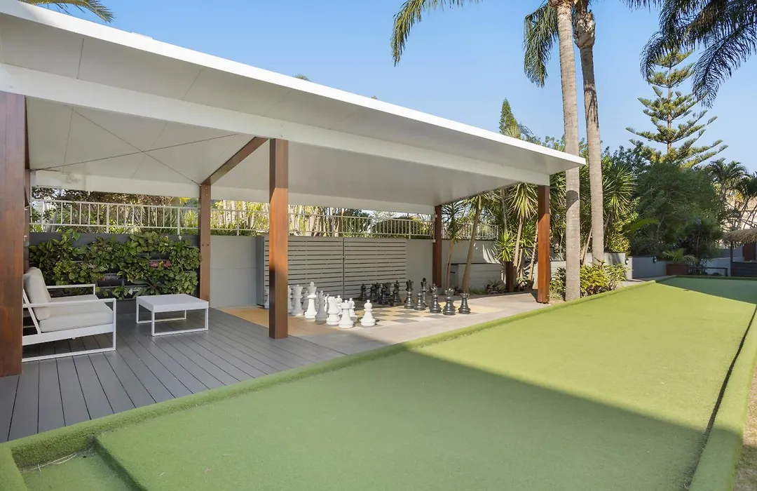 Mariner Shores Club-1