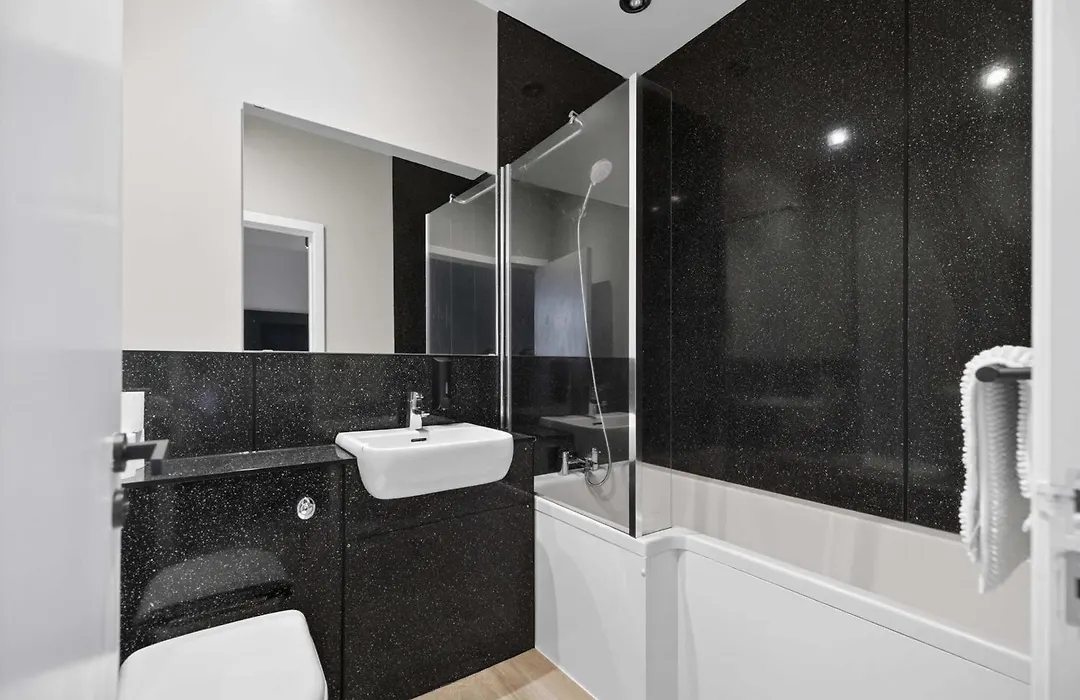 Sanctuary Hotel - En Suite Rooms-1