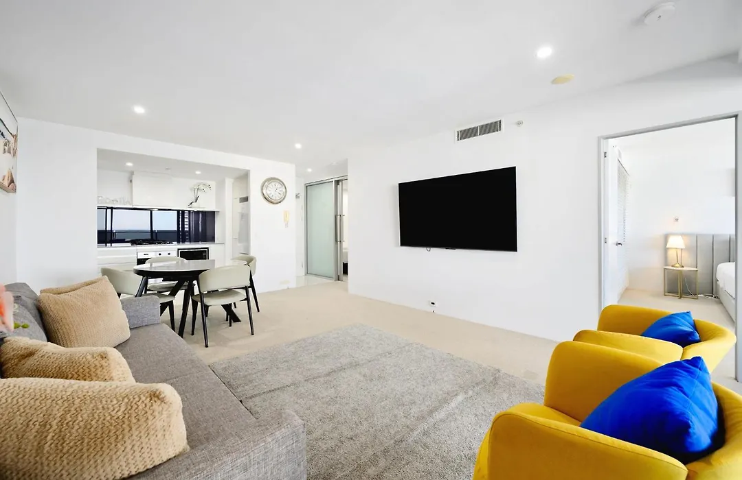 Circle On Cavill Surfers Paradise Apartments-Holiday Paradise-1