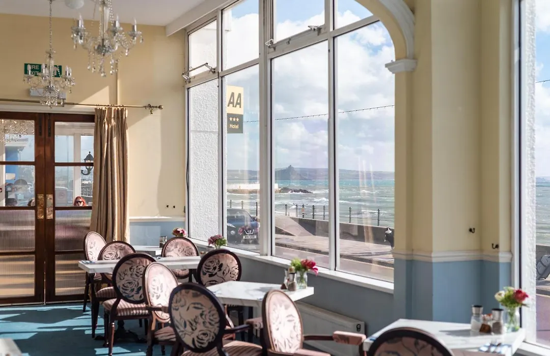 The Queens Hotel-1