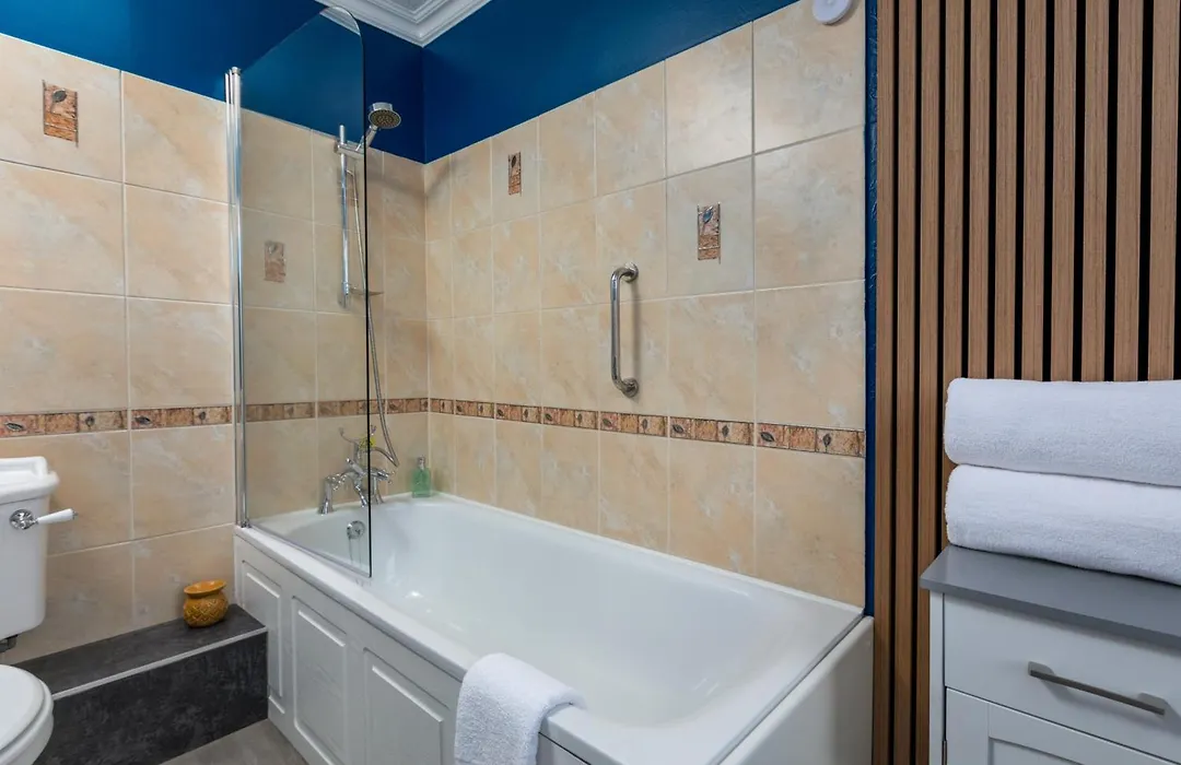 Glenholme Guest House-1