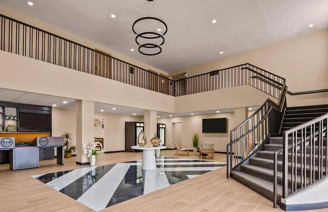 B&B Hotel Jacksonville Airport - Newly Renovated!-1