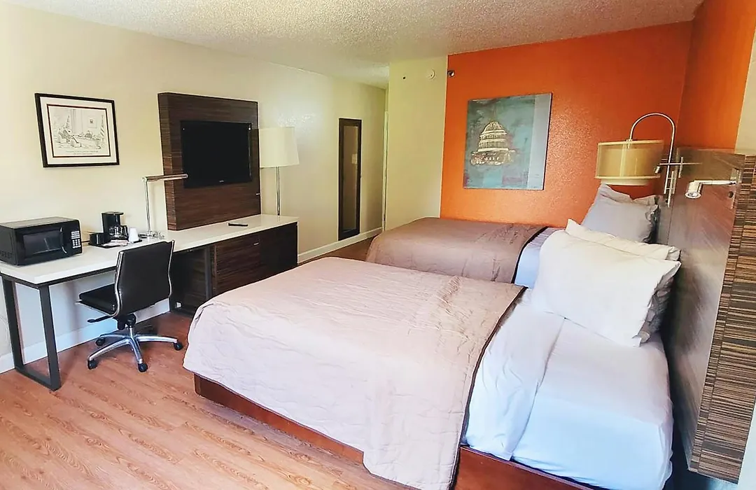 Studios & Suites 4 Less Charlotte-1