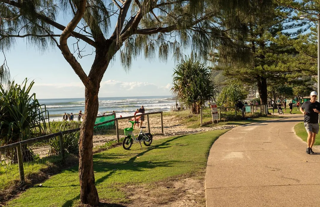 Swell Resort Burleigh Heads-1
