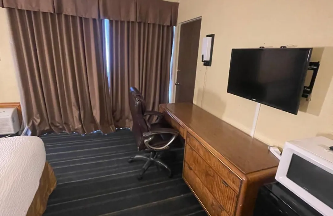 Days Inn-1